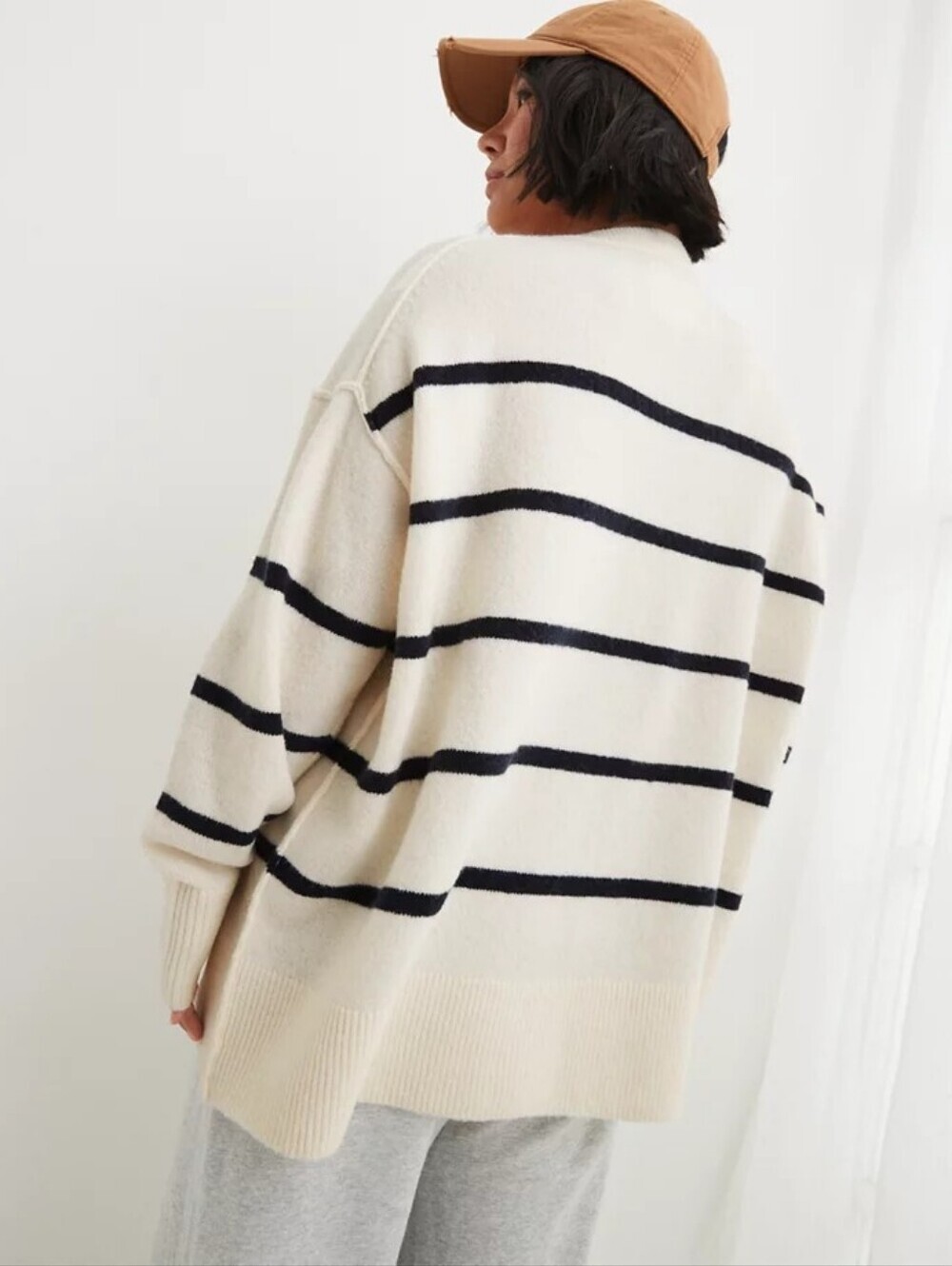 Aerie Unreal V-Neck Sweater Set Of 2 - Picture 8 of 11